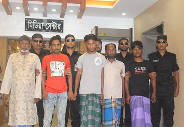 রোগী সেজে চিকিৎসককে অপহরণ, আটক ৬