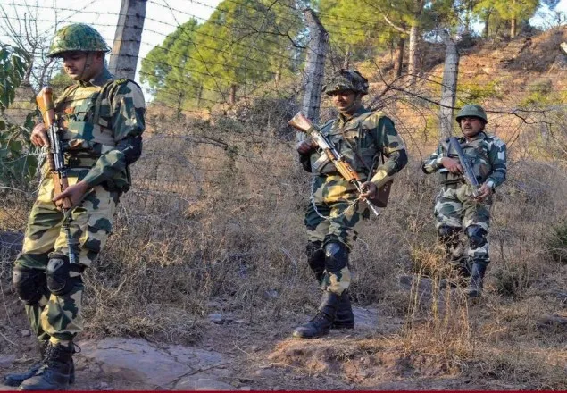 মাওবাদীদের গুলিতে ৪ ভারতীয় সীমান্তরক্ষী নিহত 