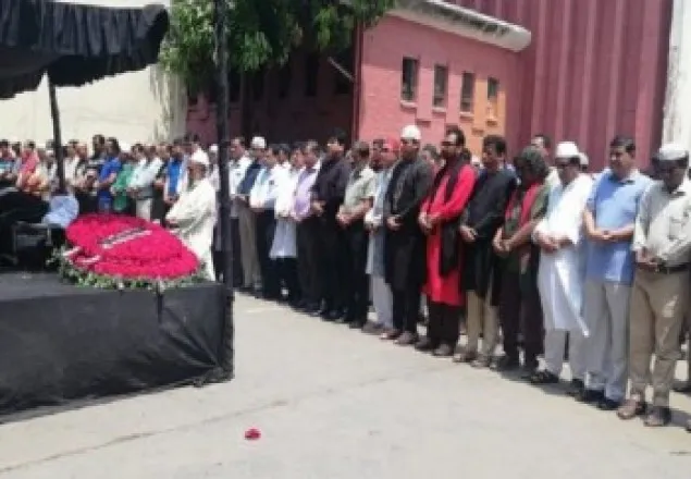 এফডিসিতে টেলি সামাদের চতুর্থ জানাজা সম্পন্ন, মরদেহ মুন্সিগঞ্জের পথে