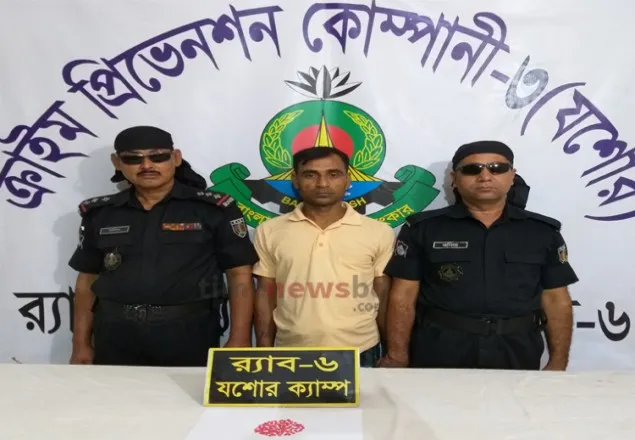 যশোরে র‌্যাবের অভিযানে ইয়াবাসহ মাদক ব্যবসায়ী আটক