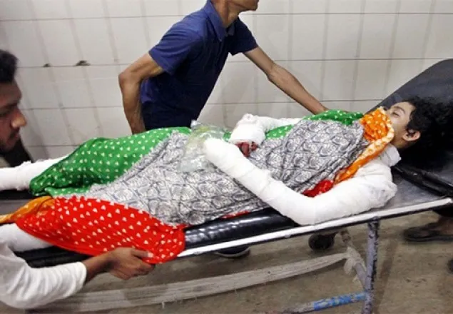 নুসরাতকে সিঙ্গাপুরে না পাঠানোর পরামর্শ চিকিৎসকদের