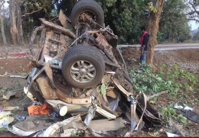ভারতে ভোটপ্রচারে মাওবাদীর হামলা, বিজেপি বিধায়কসহ নিহত ৫ 