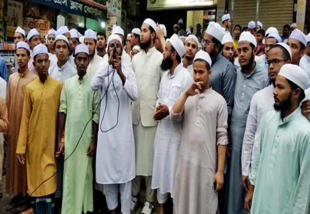 মঙ্গল শোভাযাত্রা প্রতিহতের ঘোষণা বাতিল করলো কওমি শিক্ষার্থীরা