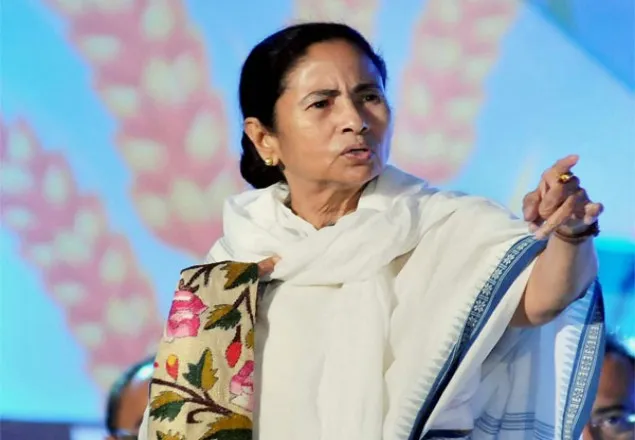 ধর্ম নিয়ে রাজনীতি করছে বিজেপি: মমতা