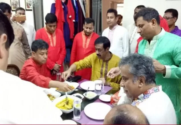 পাল্টাপাল্টি হুমকির মধ্যেই হারুনের বাংলোয় শামীম ওসমান