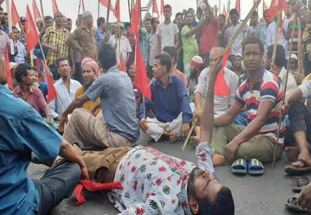 দেশজুড়ে ৯৬ ঘণ্টার ধর্মঘটে পাটকল শ্রমিকরা