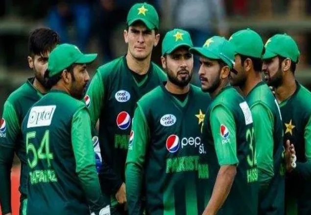 বিশ্বকাপে পাকিস্তানের ১৫ সদস্যের দল ঘোষণা