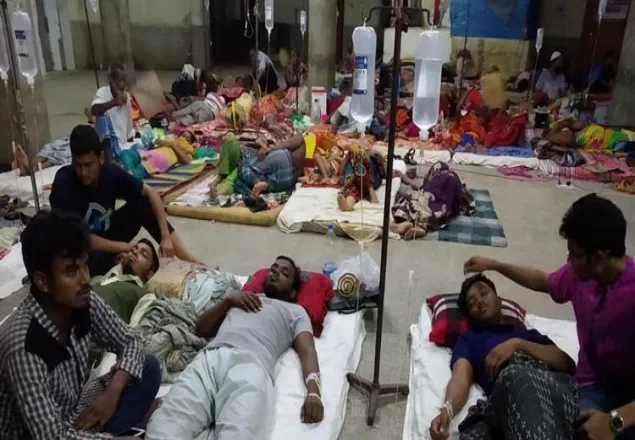 অনশনের অসুস্থ ববি'র ৪ শিক্ষক ও ১২ শিক্ষার্থী
