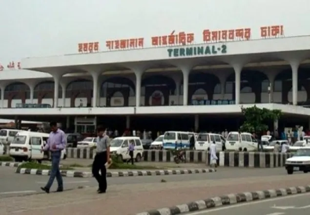 শ্রীলঙ্কা থেকে দেশে আসা ১১ শ্রমিককে জিজ্ঞাসাবাদ