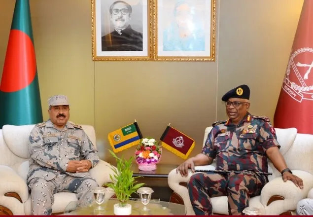 সৌদি বর্ডার গার্ড’র ১৩ সদস্যের প্রতিনিধিদল বিজিবি সদর দপ্তরে 