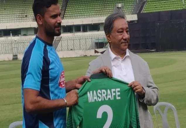ক্রিকেট বিশ্বকাপ ২০১৯: বাংলাদেশের জার্সি নিয়ে বিতর্ক কেন?