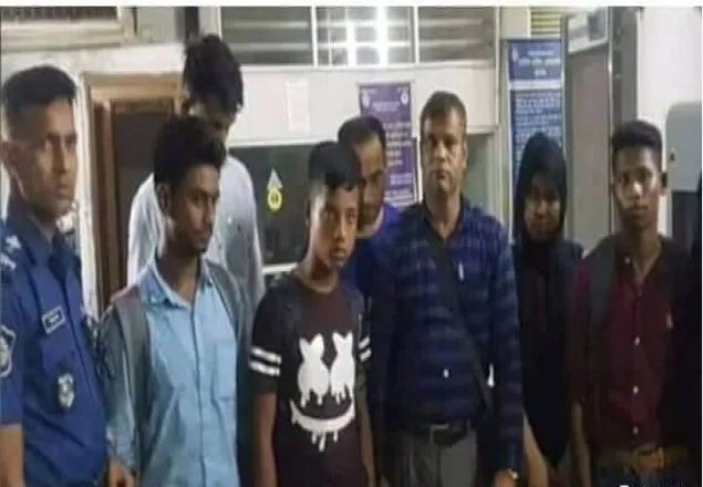 বেনাপোলে ৩ রোহিঙ্গাসহ দুই পাচারকারী আটক