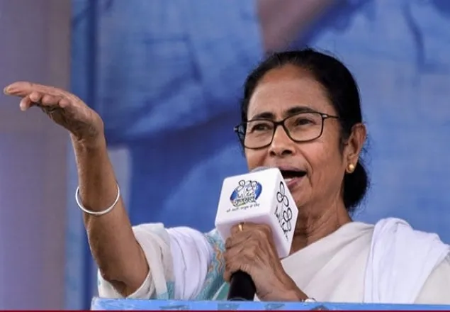 আমরা হিন্দু-মুসলিম ঐক্য চাই: মমতা 