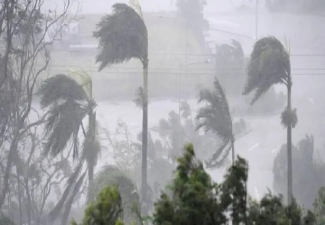 ফণী’র প্রভাবে উপকূলীয় এলাকায় ঝড়ো হাওয়াসহ বৃষ্টি