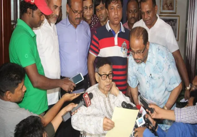 জাতীয় পার্টির ভারপ্রাপ্ত চেয়ারম্যান জি এম কাদের