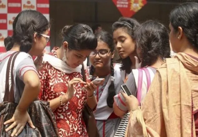 এসএসসি ও সমমানে পাসের হার ৮২.২০ শতাংশ