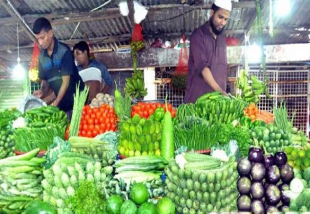 বরিশালের বাজারে বেড়েছে নিত্য পণ্যের দাম