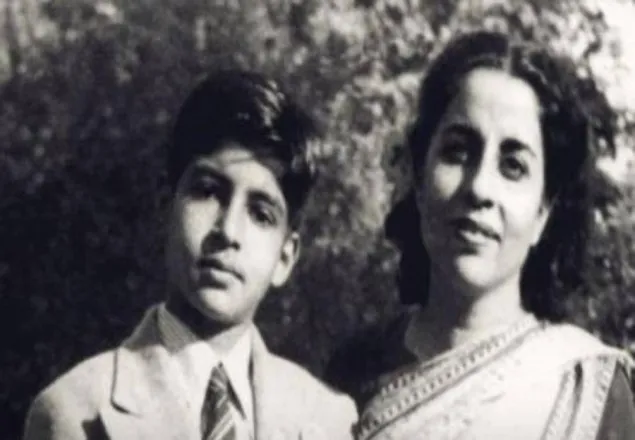 মাকে নিয়ে অমিতাভের বিশেষ গান