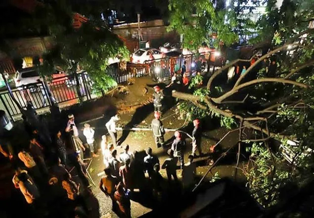  সারাদেশে ঝড় ও বজ্রাঘাতে ১০ জনের মৃত্যু