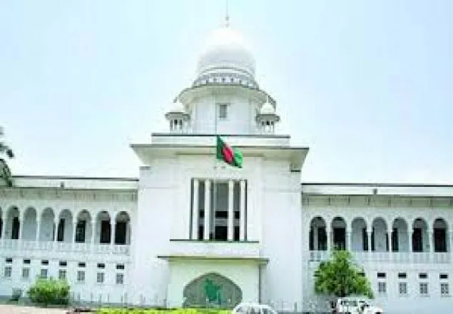 বাবার নামের সাথে মায়ের নাম যুক্ত করতে হাইকোর্টের রুল