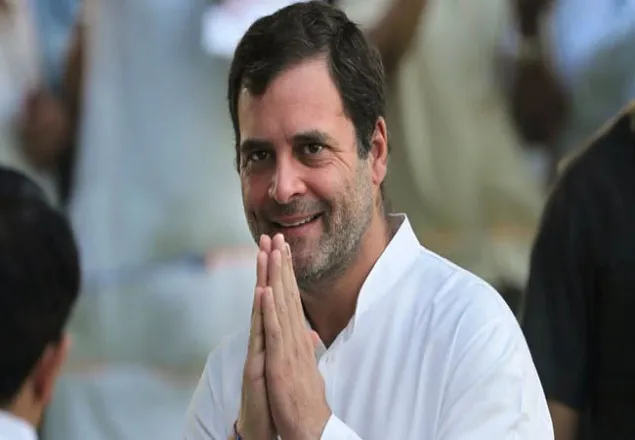 নিজের আসনেই পিছিয়ে আছেন রাহুল গান্ধী