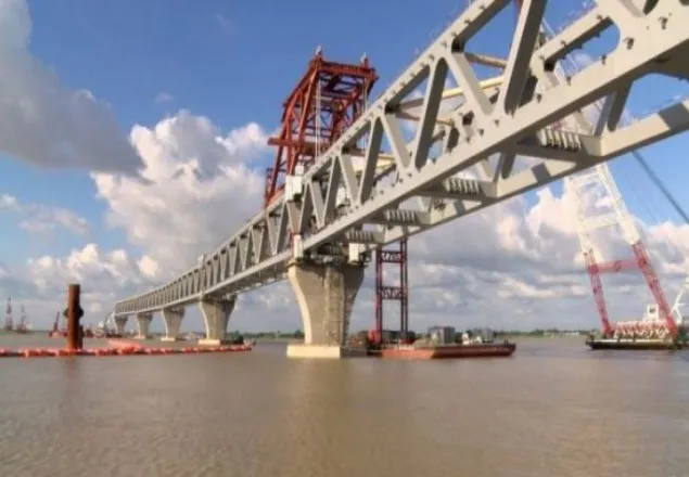 পদ্মা সেতুর ১৩তম স্প্যান বসছে শুক্রবার