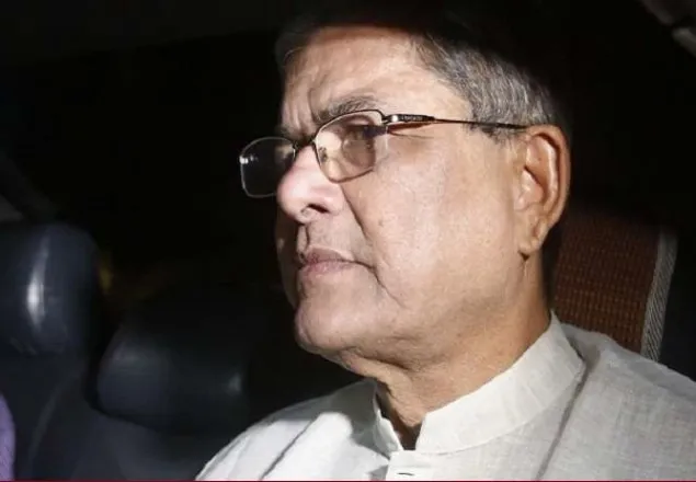 ব্যাংকক থেকে দেশে ফিরেছেন মির্জা ফখরুল