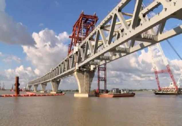আজ বসছে পদ্মা সেতুর ১৩তম স্প্যান