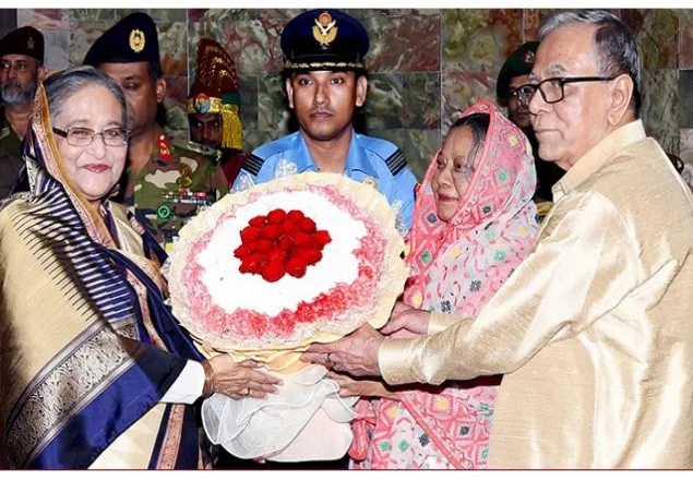 রাষ্ট্রপতিকে প্রধানমন্ত্রীর ঈদ শুভেচ্ছা 