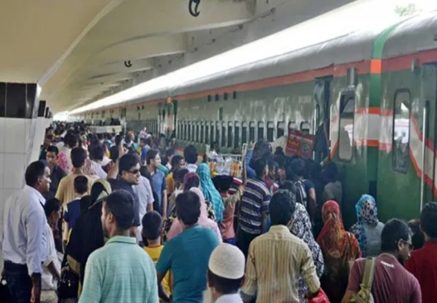 ঘরমুখো মানুষের ঈদযাত্রা শুরু