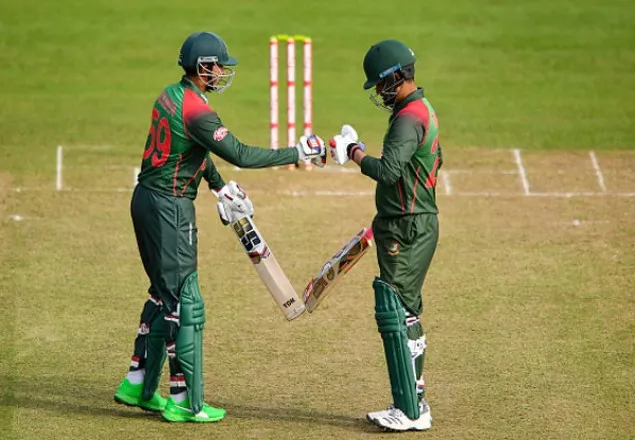 ব্যাটিংয়ে বাংলাদেশ, একাদশে আছেন তামিম