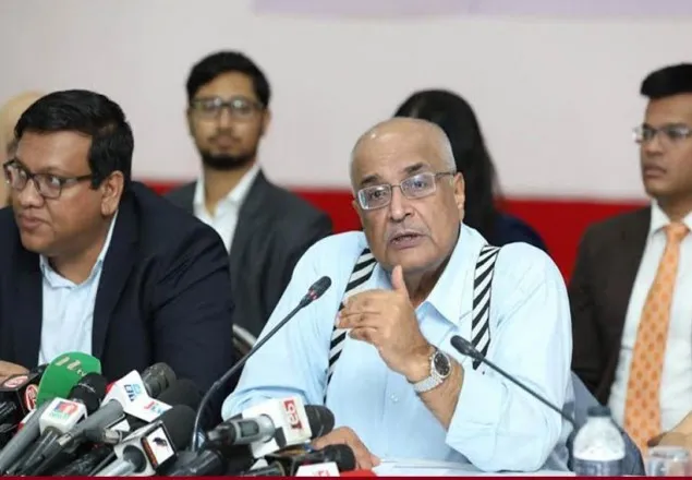 ‘গত এক দশকের মধ্যে সবচেয়ে বেশি চাপে দেশের অর্থনীতি’