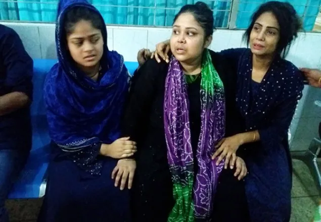 জুরাইনে রাস্তায় গ্যাসলাইন বিস্ফোরণে শিশু নিহত