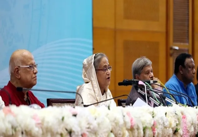  কর্মসংস্থানের সুযোগ সৃষ্টি হয়েছে বলেই ধান কাটার লোক পাওয়া যাচ্ছে না’: প্রধানমন্ত্রী
