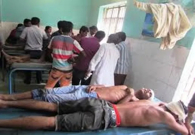 জমি নিয়ে বিরোধের জেরে প্রতিপক্ষের হামলায় আহত ৮