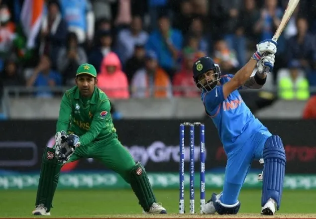 ভারতকে ব্যাটিংয়ে পাঠিয়েছে পাকিস্তান