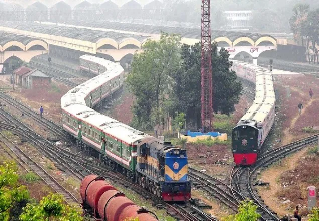 ঈদযাত্রায় রেলপথে দুর্ঘটনায় নিহত ১৩