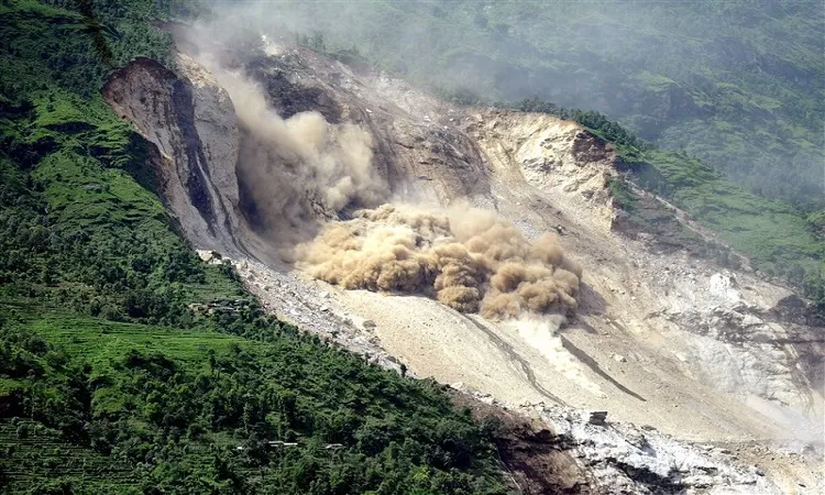 Landslide in Nepal kills 14, seven injured