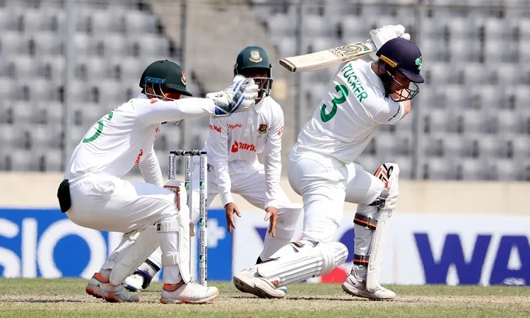 অভিষেকে সেঞ্চুরি করা টাকারকে ফেরালেন এবাদত
