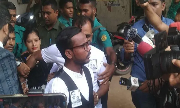 নির্বাচন বয়কট করলেন হিরো আলম