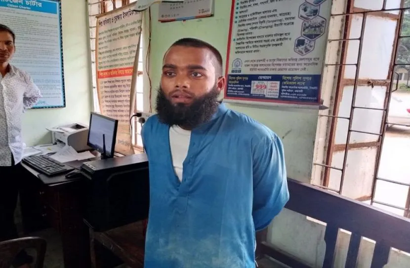ঠাকুরগাঁও ডিসি অফিসে হামলা, গ্রেফতার ১