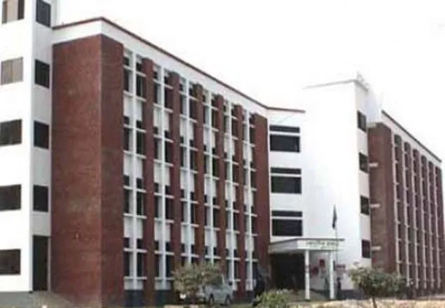 রোকেয়া বিশ্ববিদ্যালয়ে সভা-সমাবেশ নিষিদ্ধ