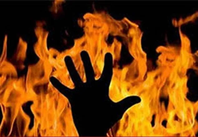 গ্রিন রোডে ভবনে হঠাৎ বিস্ফোরণ, দগ্ধ ৪  