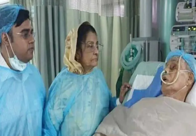 ‘অপরিবর্তিত আছে এরশাদের শারীরিক অবস্থা’