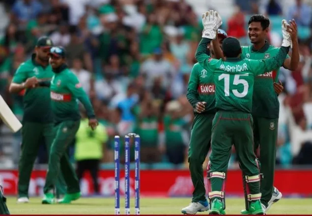নেই মাহমুদউল্লাহ, ফিল্ডিংয়ে বাংলাদেশ   