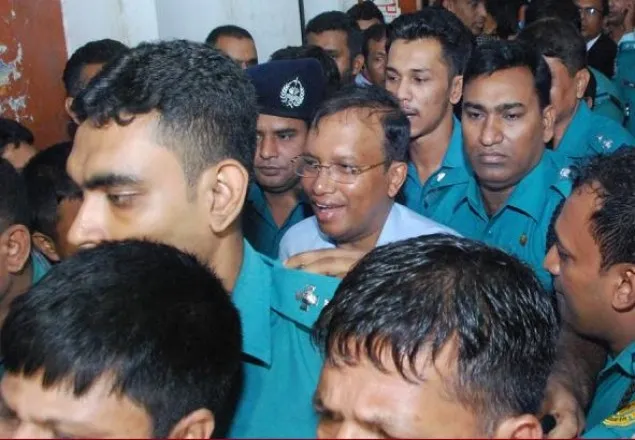 আদালতে হাস্যোজ্জ্বল ডিআইজি মিজান