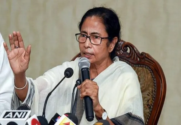 মাদ্রাসা মানেই জঙ্গি শিবির নয়: মমতা