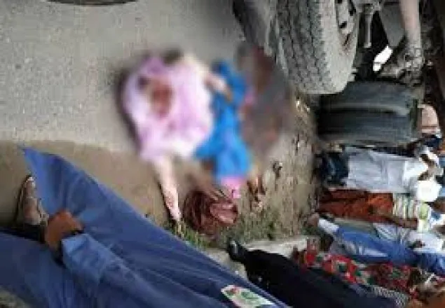 সাতক্ষীরায় ট্রাকচাপায় প্রভাষক নিহত