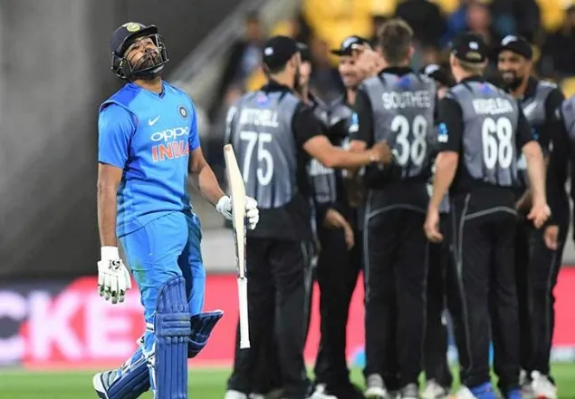 ভারতকে বিদায় করে ফাইনালে নিউজিল্যান্ড