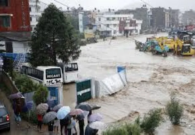 নেপালে বন্যা ও ভূমিধসে নিহত ১৫